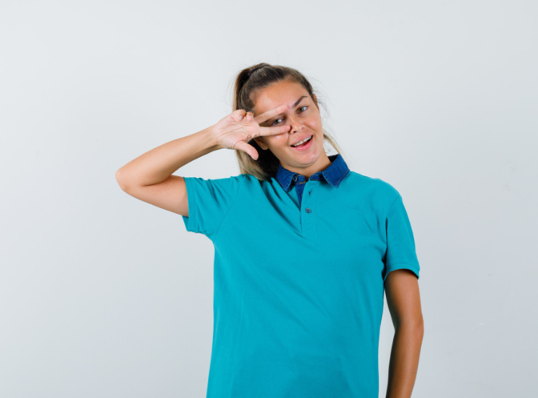 Wholesaling and Retailing Services 4 4